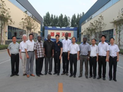 熱烈歡迎非洲諸國大使代表團訪問天意機械！