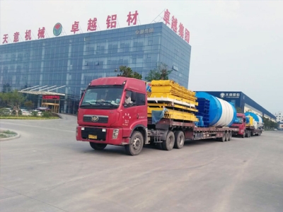 熱烈祝賀內(nèi)蒙古客戶輕質(zhì)墻板生產(chǎn)線成功啟運！